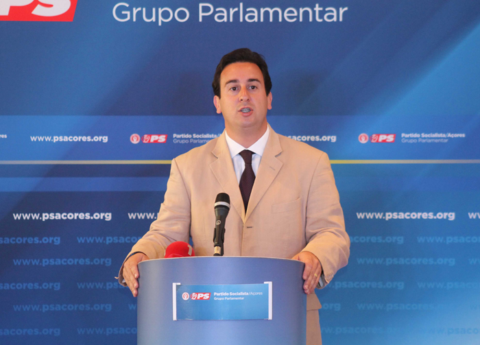 Berto Messias reeleito Presidente do Grupo Parlamentar do PS/Açores