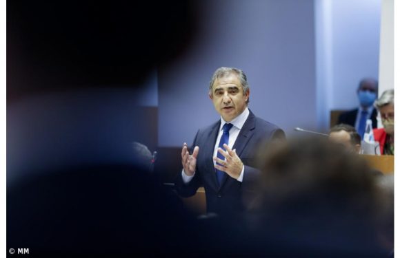 Presidente do Governo dos Açores admite orçamento retificativo em 2023 se a crise se agudizar