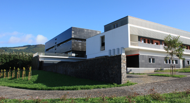 Governo dos Açores esclarece situação do Laboratório Regional de Veterinária