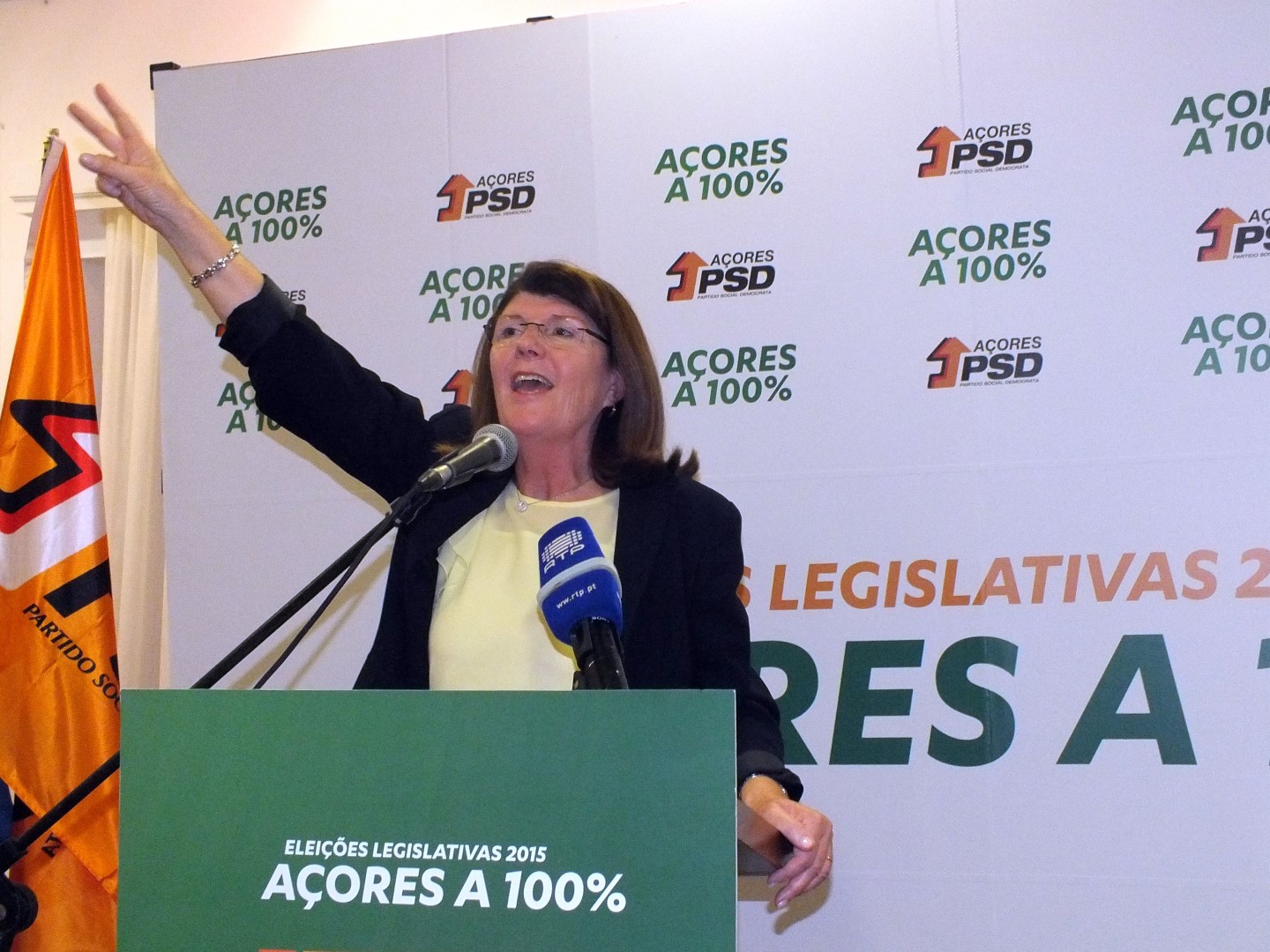 Votar PSD nos Açores é “dar força a Passos Coelho”, afirma Berta Cabral
