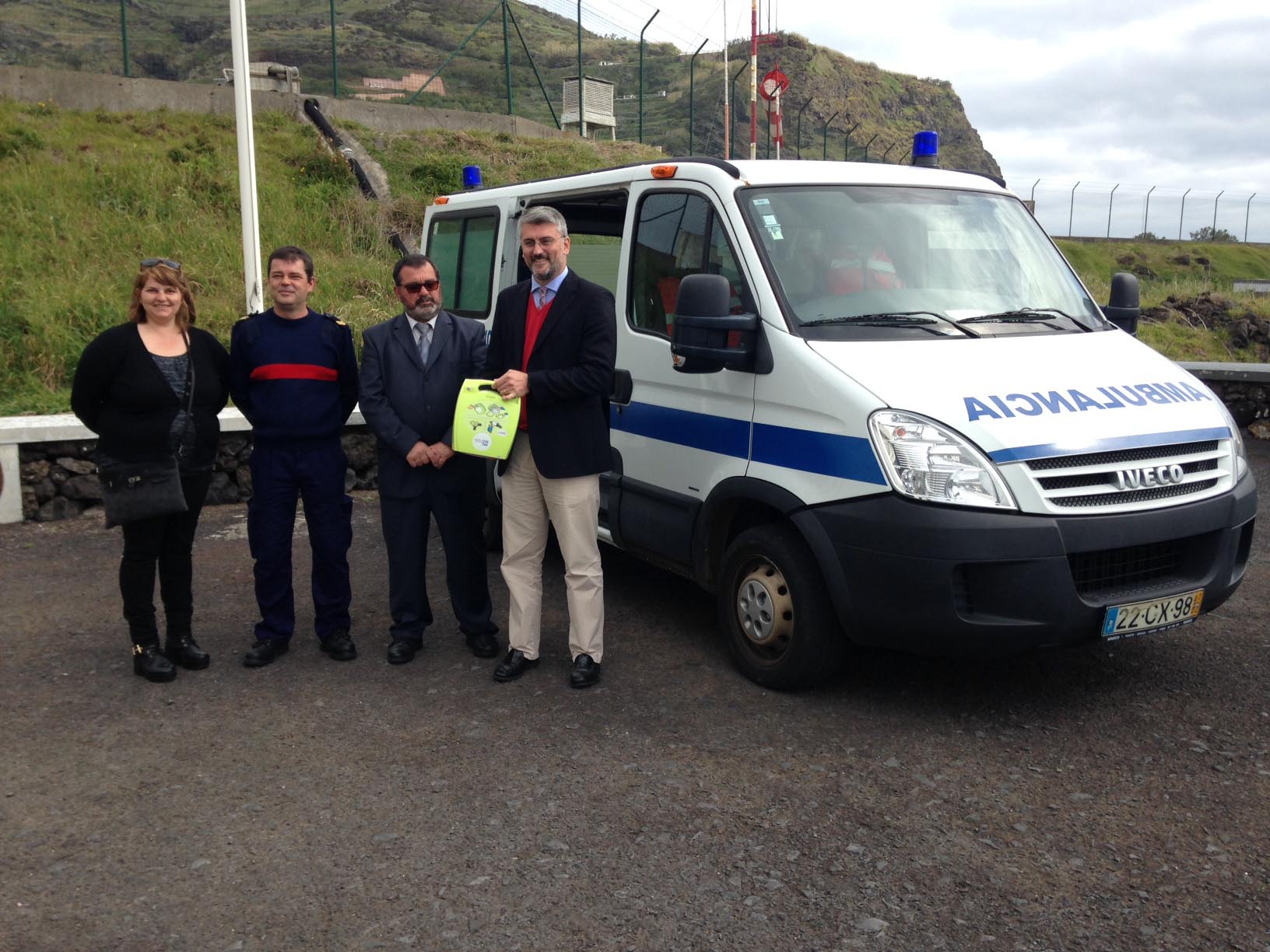 Governo dos Açores já investiu cerca de 100 mil euros na área de suporte de vida com desfibrilhador automático externo