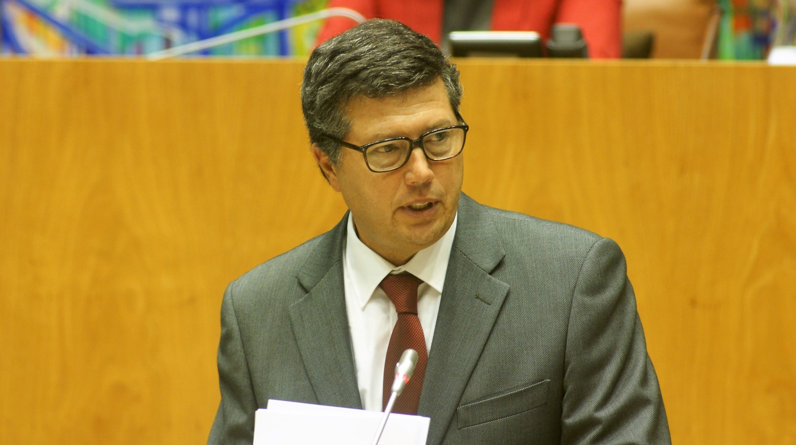 PSD/Açores propõe descida do IVA para 16 por cento