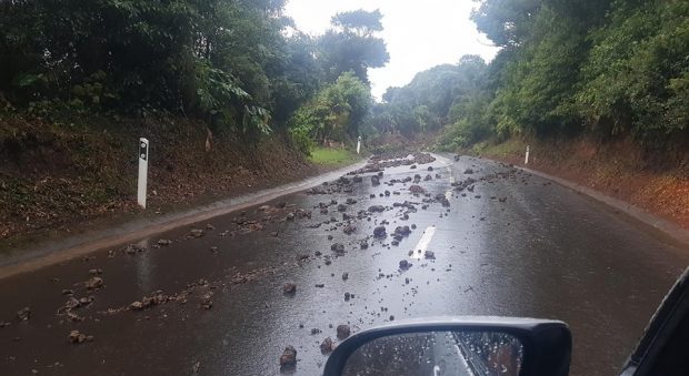 Troço da estrada de acesso ao Topo encontra-se encerrado por precaução