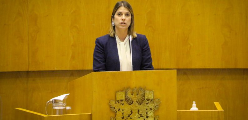 Deputada do CDS-PP por São Jorge mantém postura reivindicativa