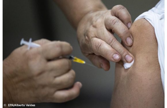Plano de vacinação contra a covid-19 e gripe é apresentado hoje