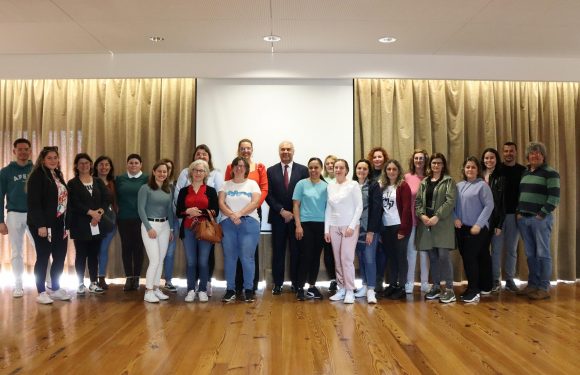 Município da Madalena Atribui 33 Bolsas de Estudo a Alunos do Ensino Superior