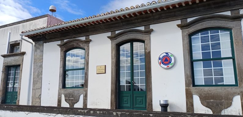 Governo dos Açores e Proteção Civil da Região em contacto com República sobre devastadores incêndios
