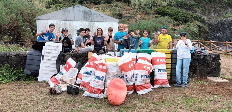 Junta de Freguesia dos Rosais promove ação de limpeza na orla costeira da Fajã de João Dias