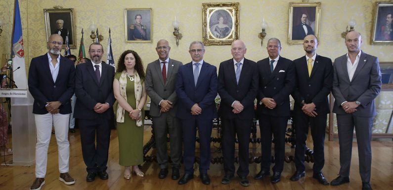 José Manuel Bolieiro desafia criação de “aliança estratégica Atlântica” com Cabo Verde