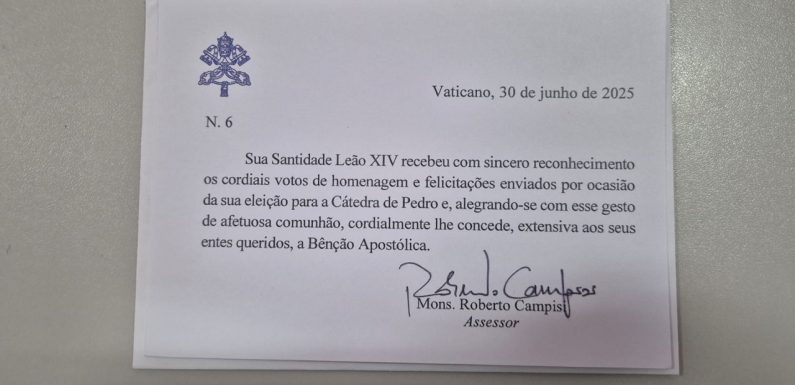 Crianças e catequistas de São Jorge recebem carta do Papa Leão XIV a agradecer orações